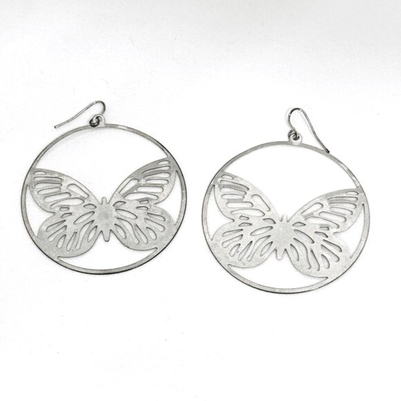 Vintage Enameled Large Hoop Butterfly Earrings - Silver Tone - 2 Inches - Picture 4 of 4
